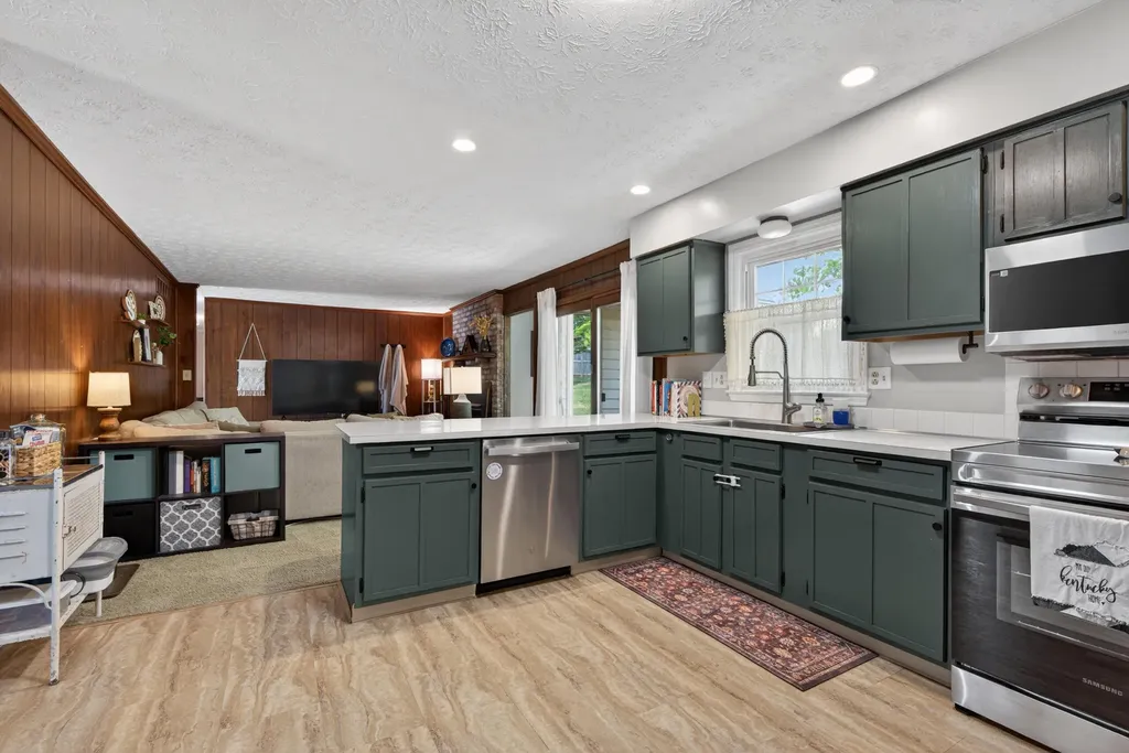 3212 Buckhorn Drive Lexington KY 40515