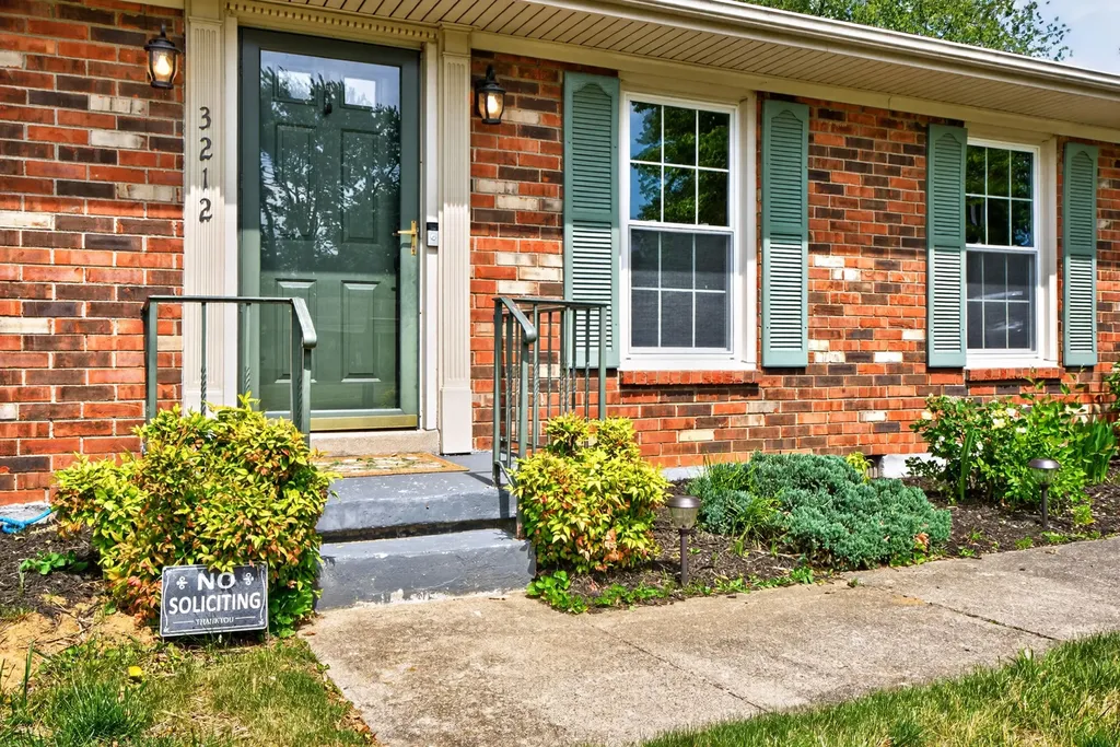 3212 Buckhorn Drive Lexington KY 40515