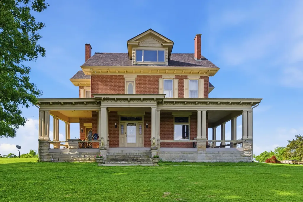 3166 Colby Road Winchester KY 40391