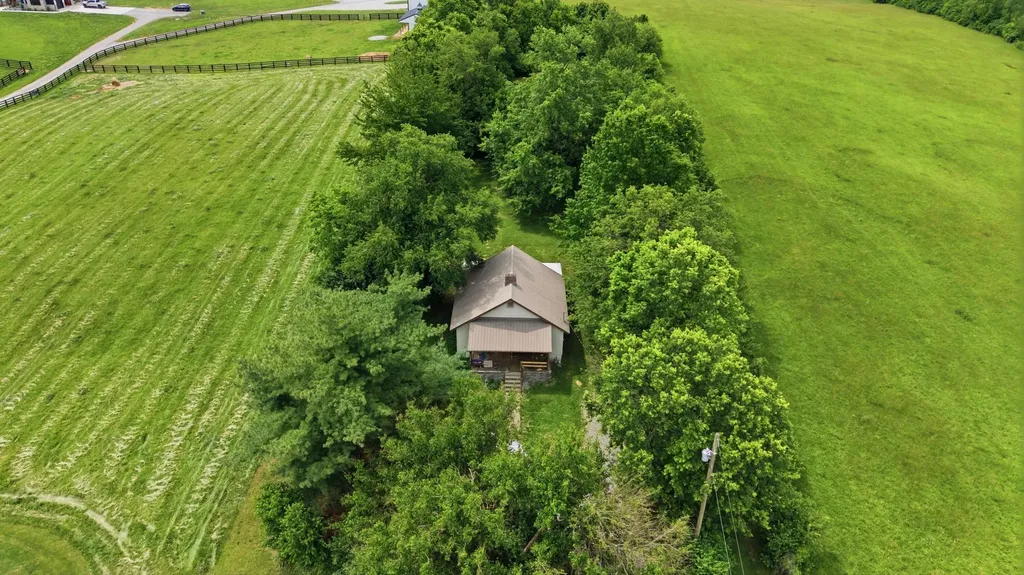 3166 Colby Road Winchester KY 40391