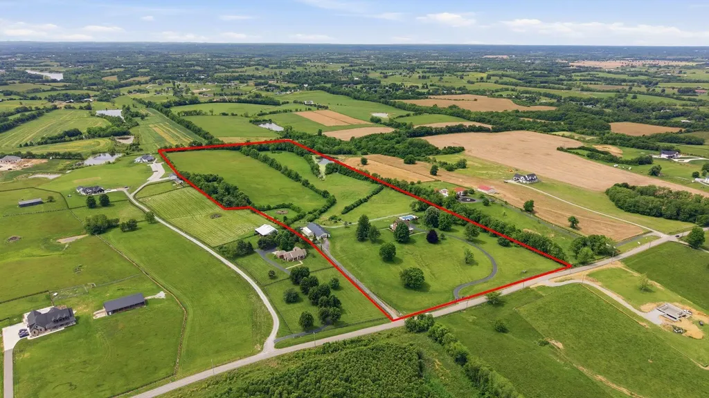 3166 Colby Road Winchester KY 40391