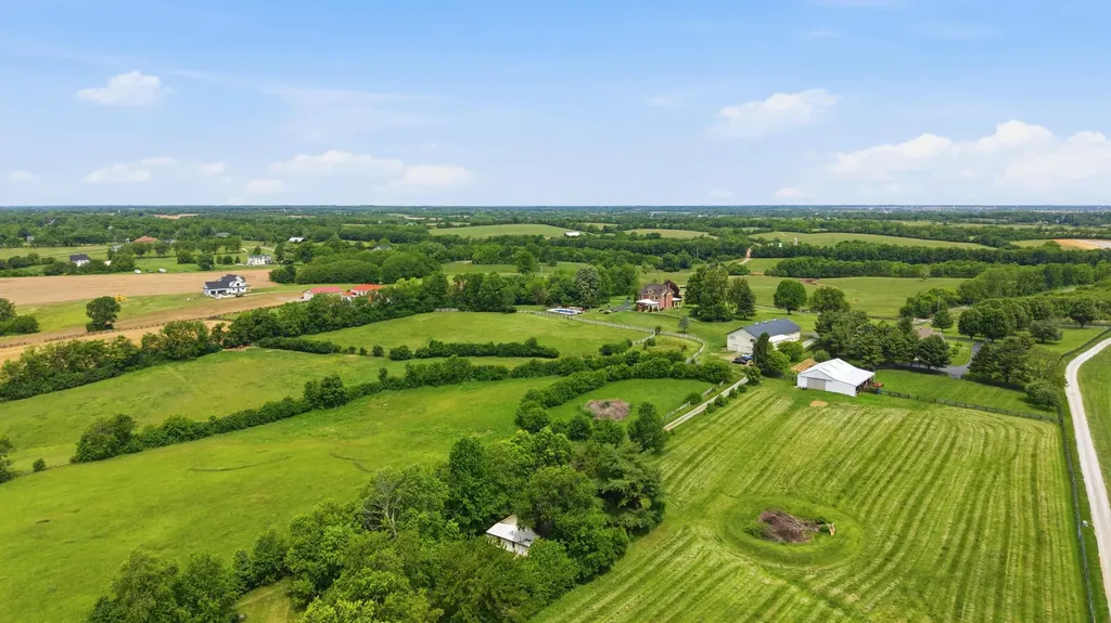 3166 Colby Road Winchester KY 40391