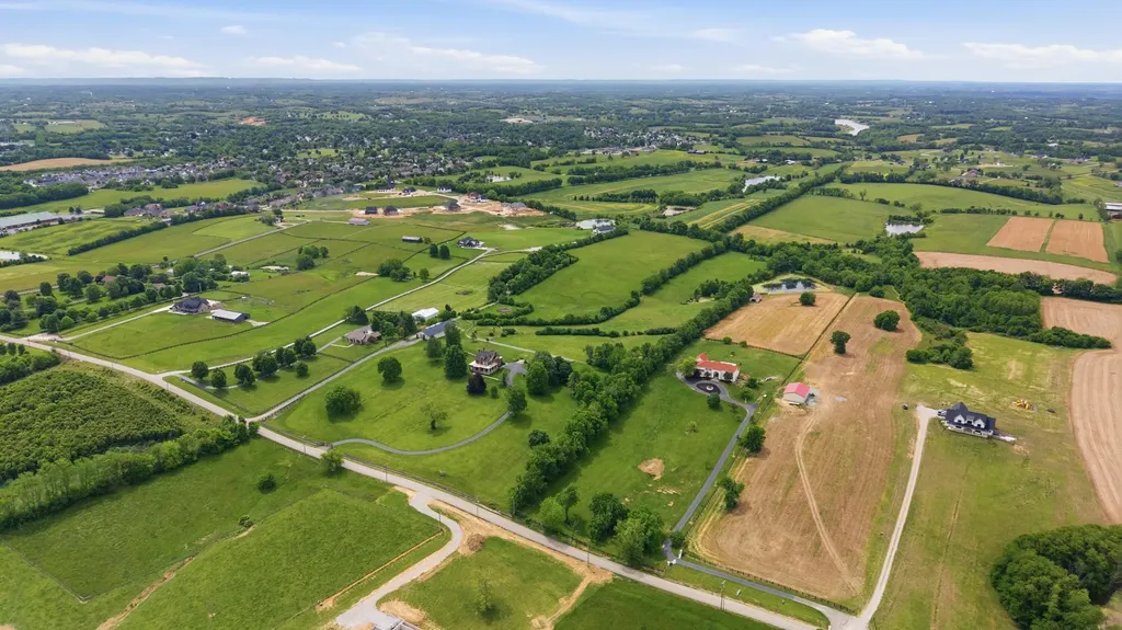 3166 Colby Road Winchester KY 40391