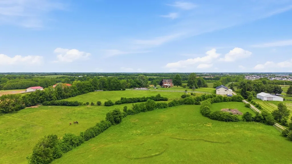3166 Colby Road Winchester KY 40391