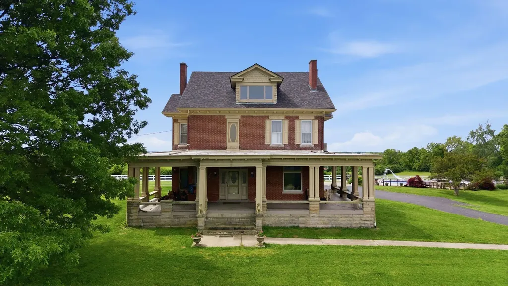 3166 Colby Road Winchester KY 40391