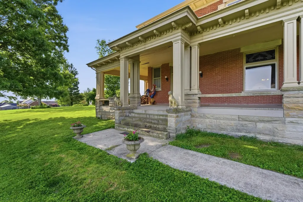 3166 Colby Road Winchester KY 40391