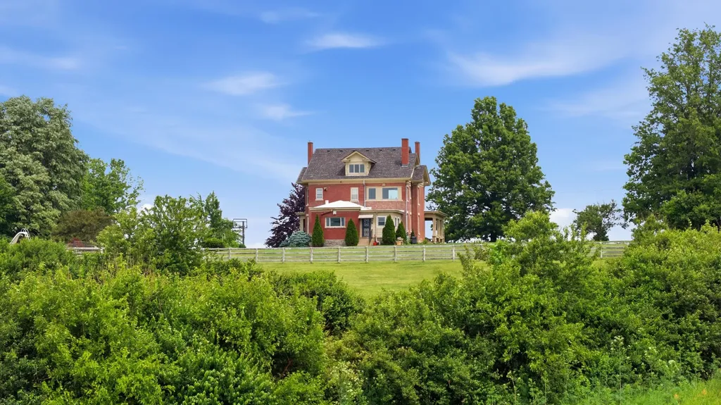 3166 Colby Road Winchester KY 40391