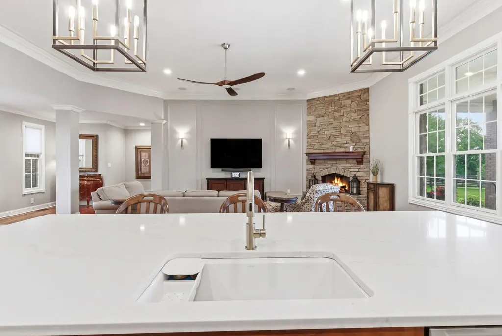 305 Crestridge Trail Nicholasville KY 40356