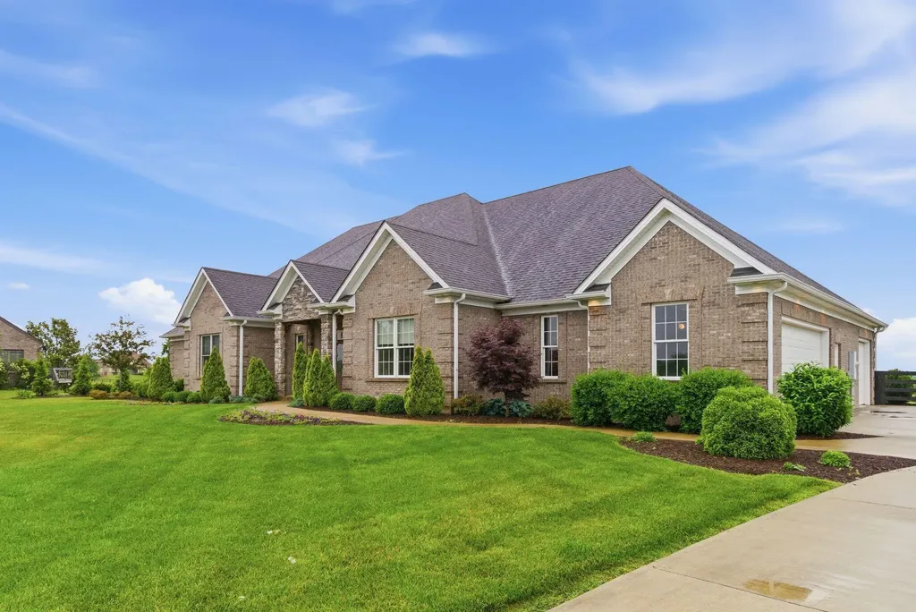 305 Crestridge Trail Nicholasville KY 40356