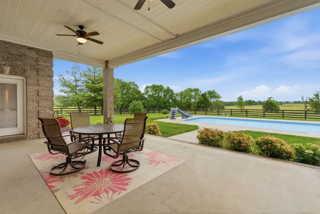 305 Crestridge Trail Nicholasville KY 40356
