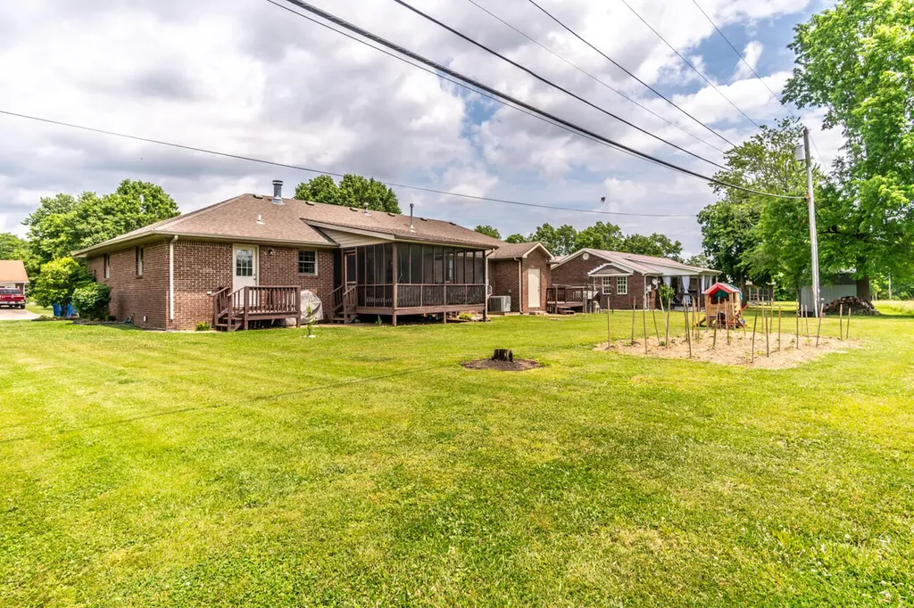 128 S Cumberland Street Berea KY 40403