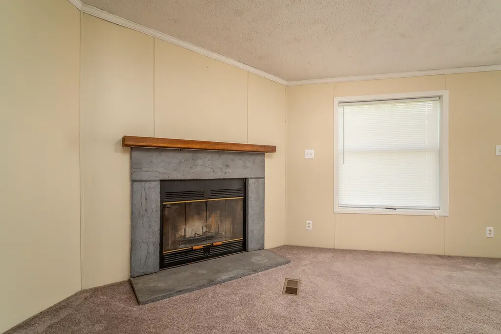1014 Peasticks Road Owingsville KY 40360