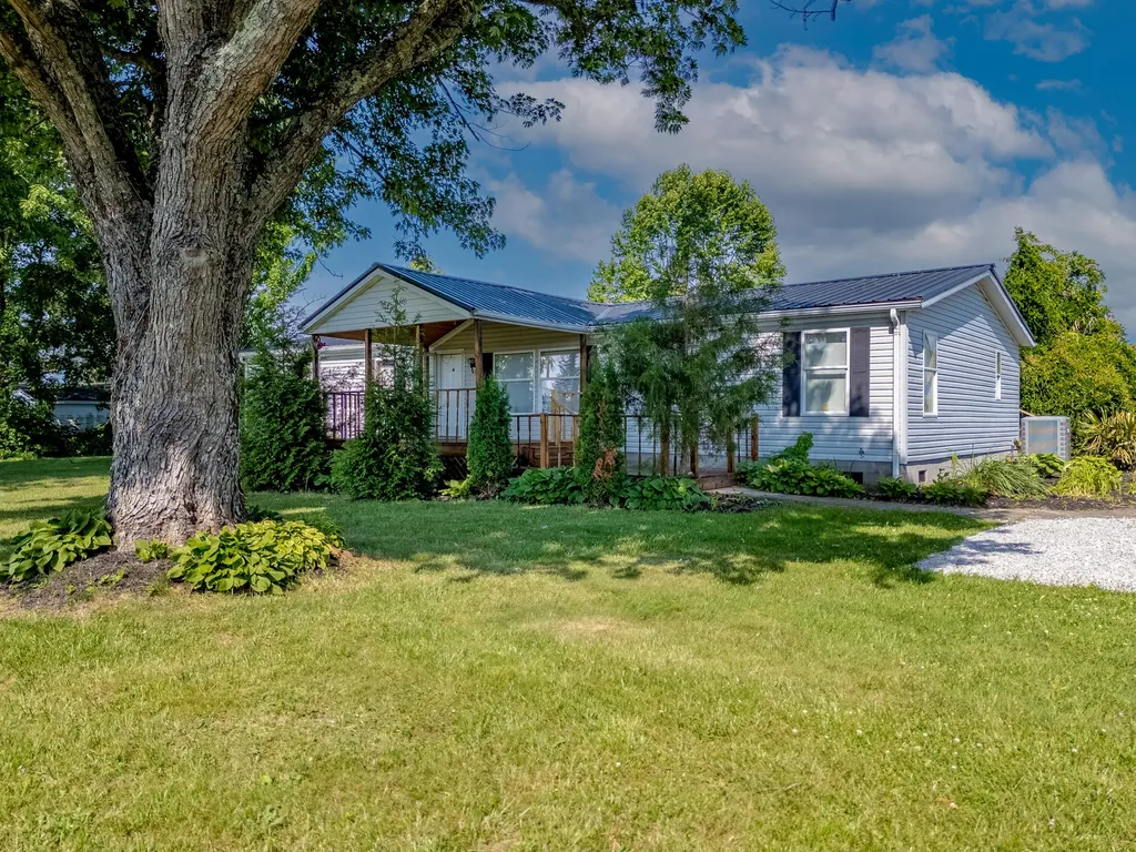 1014 Peasticks Road Owingsville KY 40360