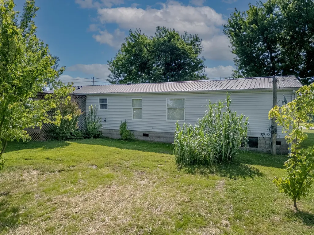 1014 Peasticks Road Owingsville KY 40360