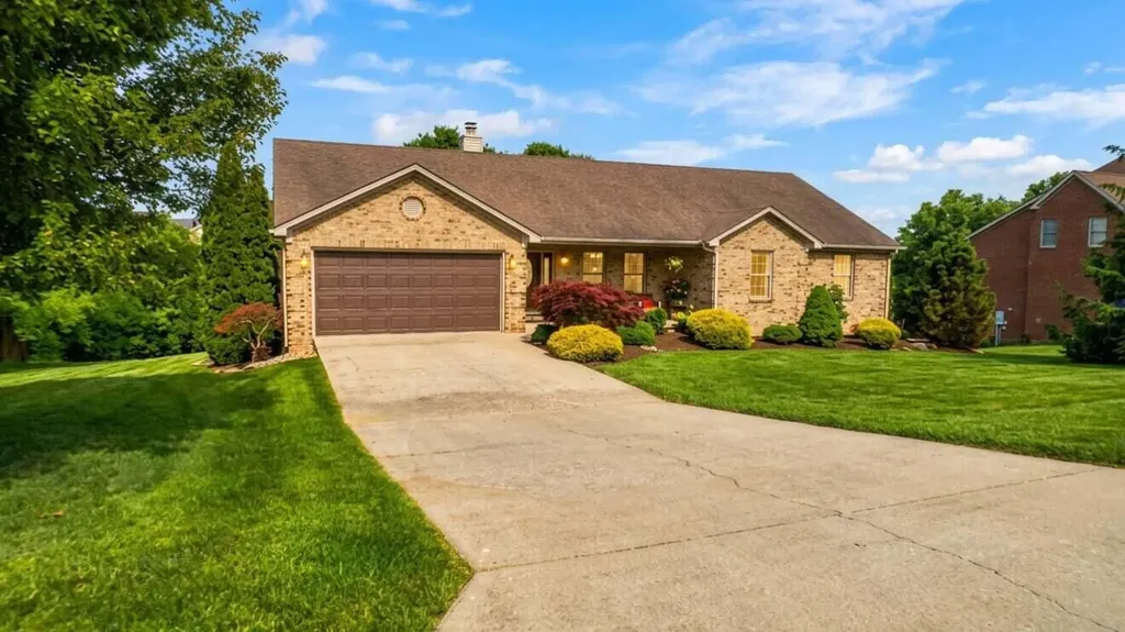 925 Turnberry Drive Richmond KY 40475