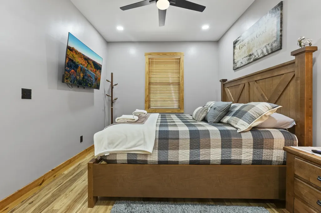 47 Wolfe Lake Spur Road Campton KY 41301