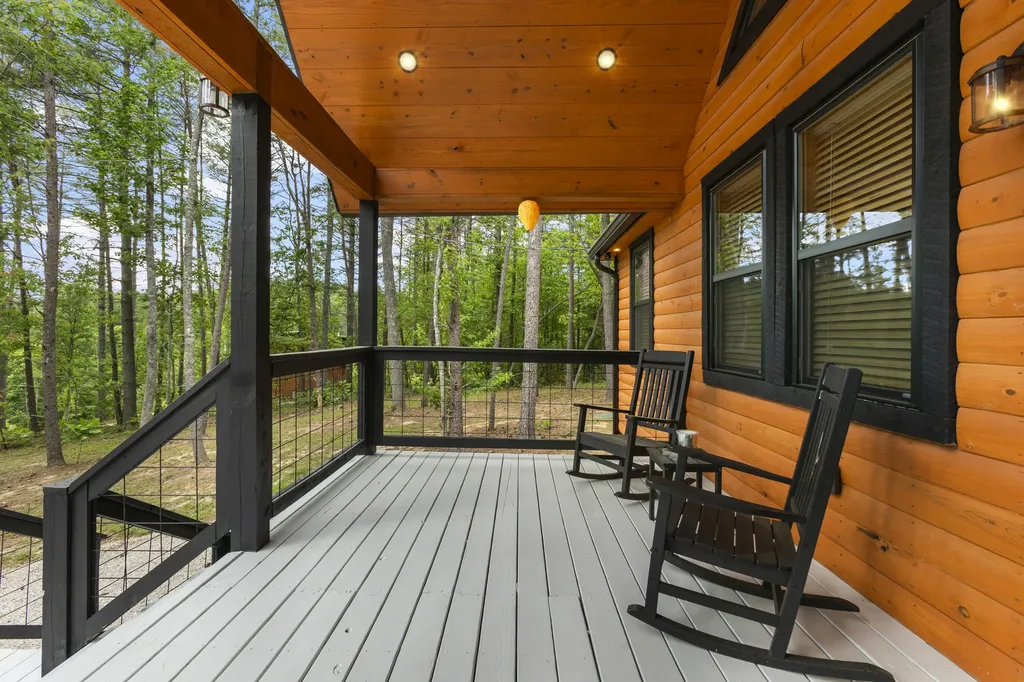 47 Wolfe Lake Spur Road Campton KY 41301