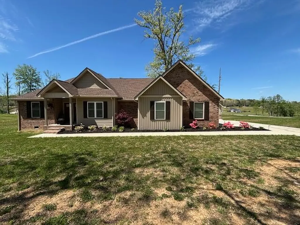 108 Twin Ponds Road Corbin KY 40701