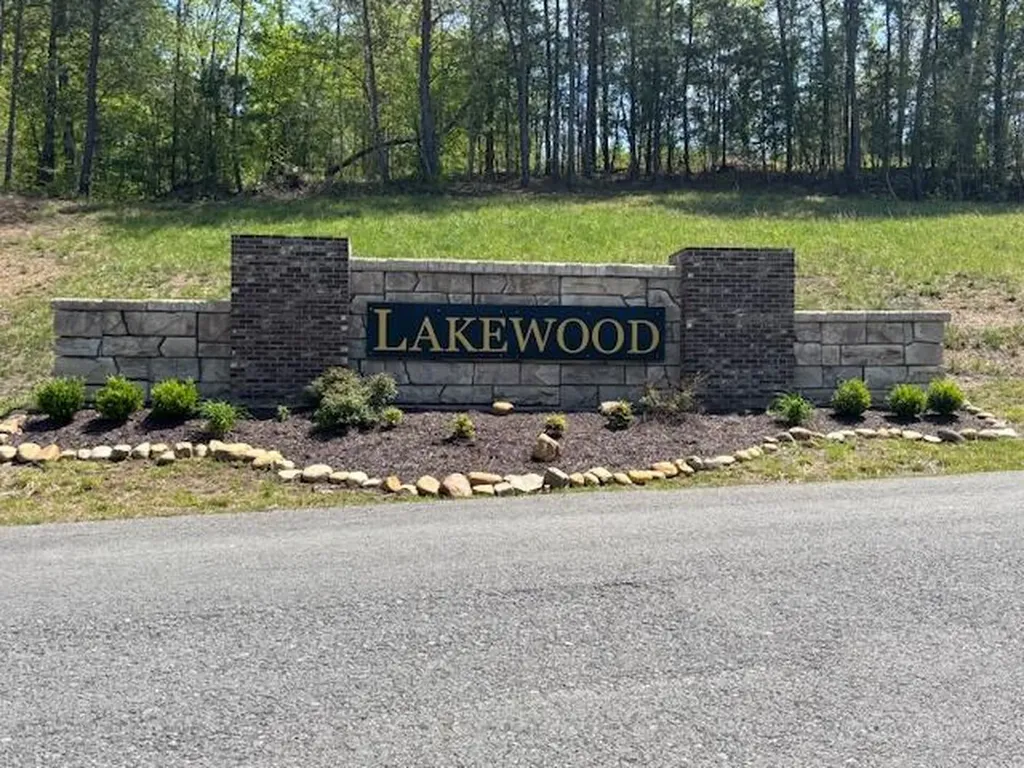 108 Twin Ponds Road Corbin KY 40701