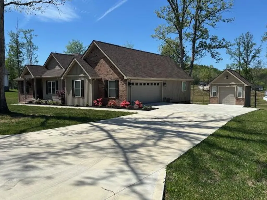 108 Twin Ponds Road Corbin KY 40701