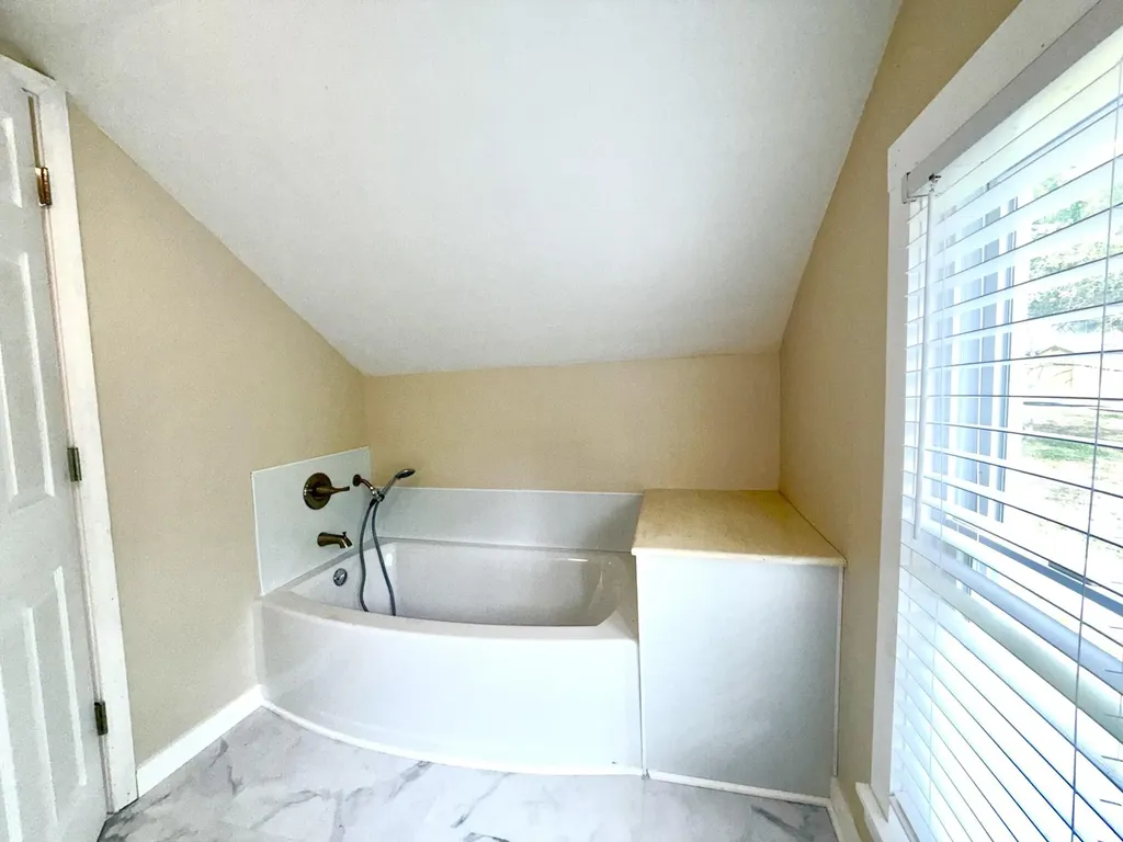 80 Church Road Parksville KY 40464
