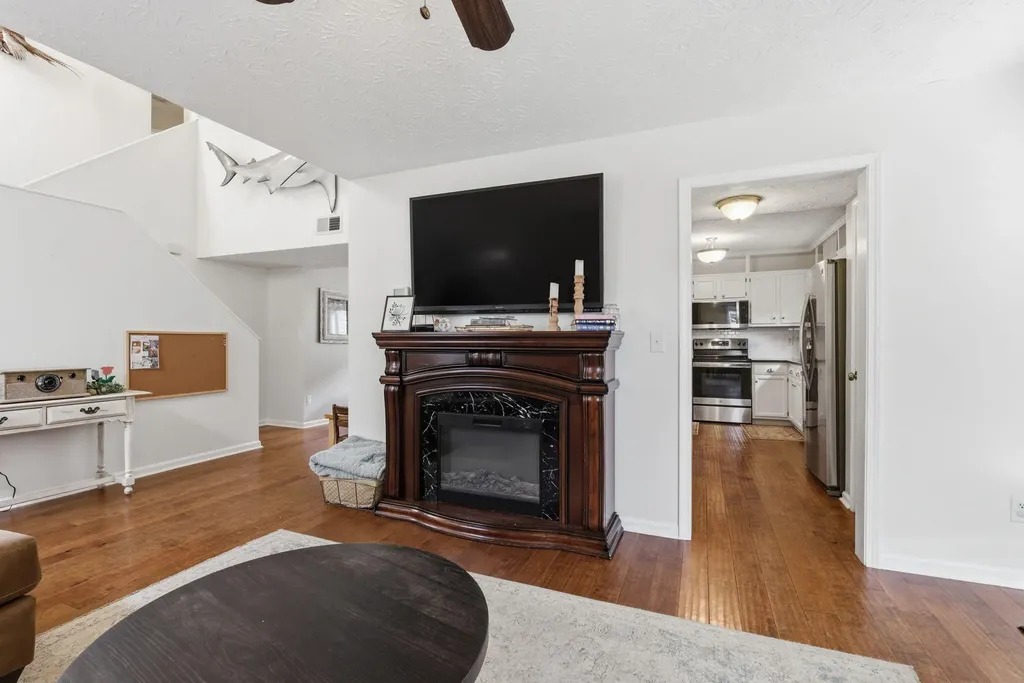 123 River Run Court Georgetown KY 40324