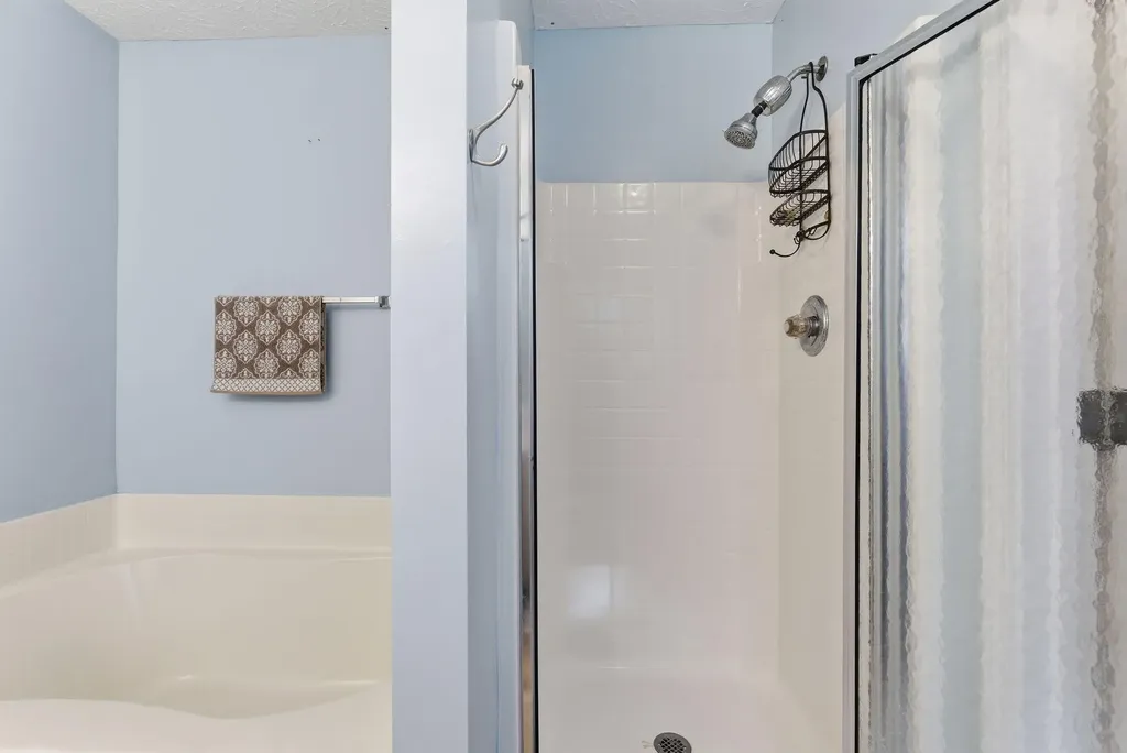 123 River Run Court Georgetown KY 40324