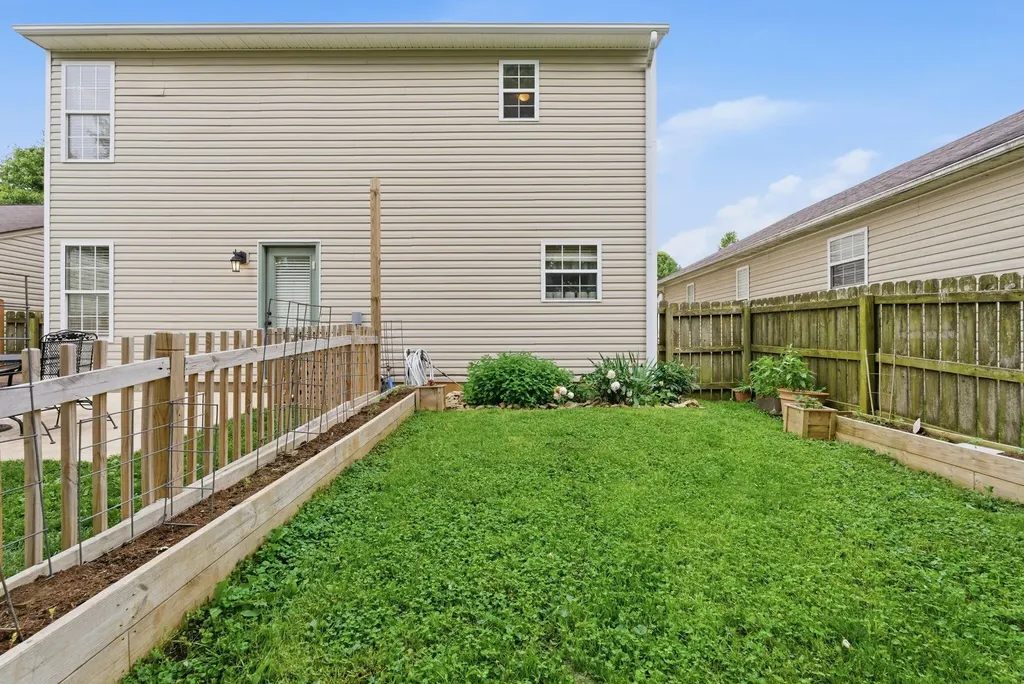 123 River Run Court Georgetown KY 40324