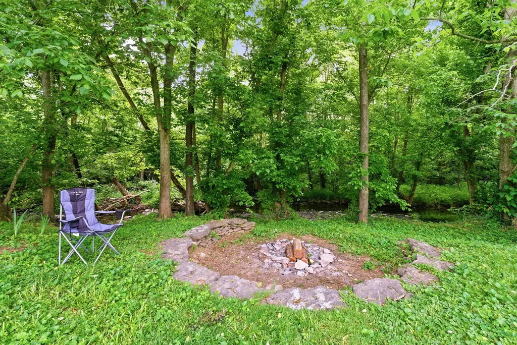 123 River Run Court Georgetown KY 40324