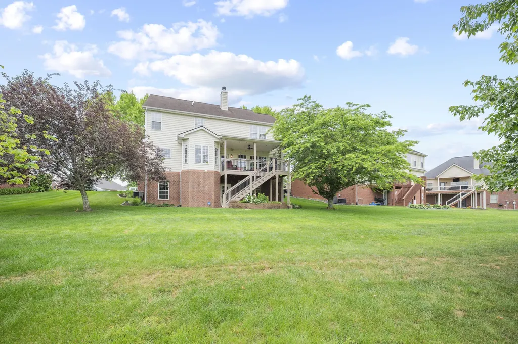 137 Inverness Drive Georgetown KY 40324