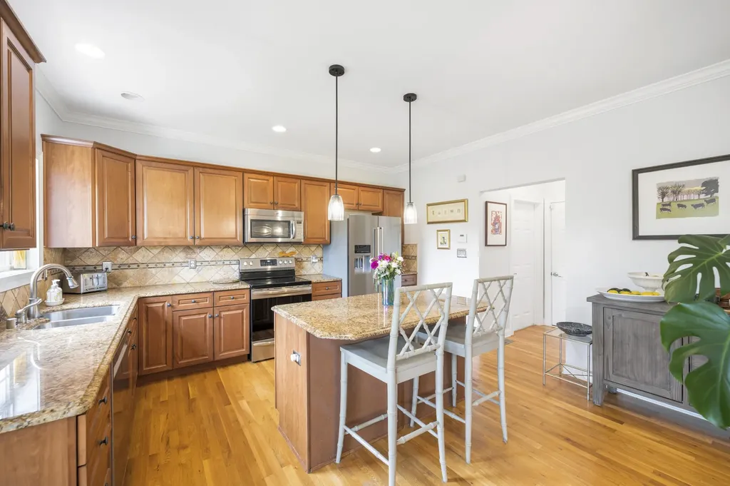 137 Inverness Drive Georgetown KY 40324