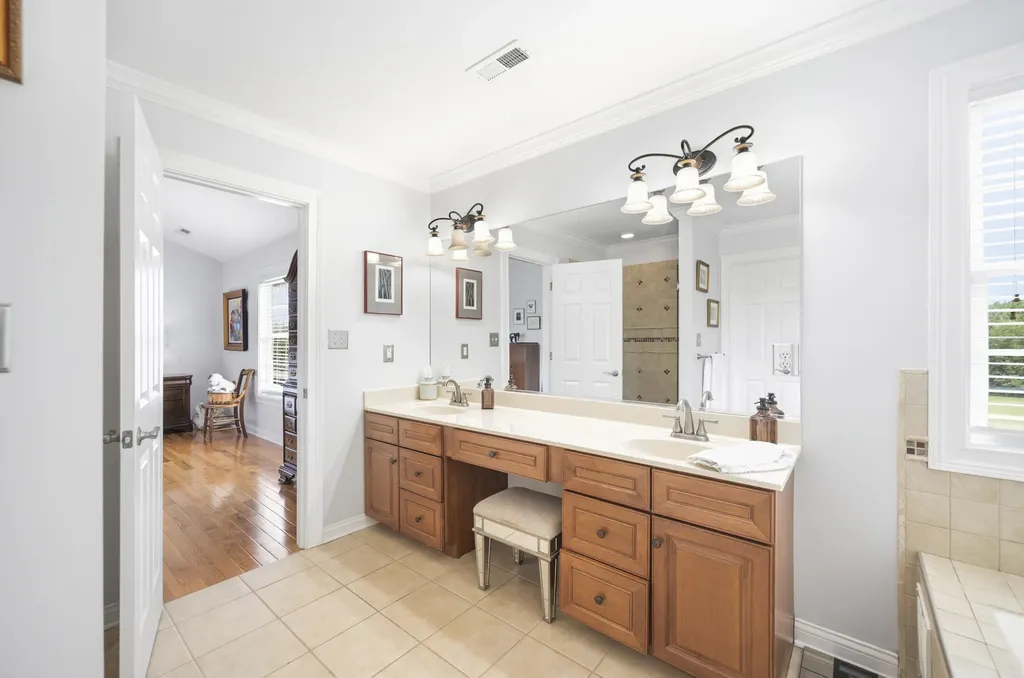 137 Inverness Drive Georgetown KY 40324
