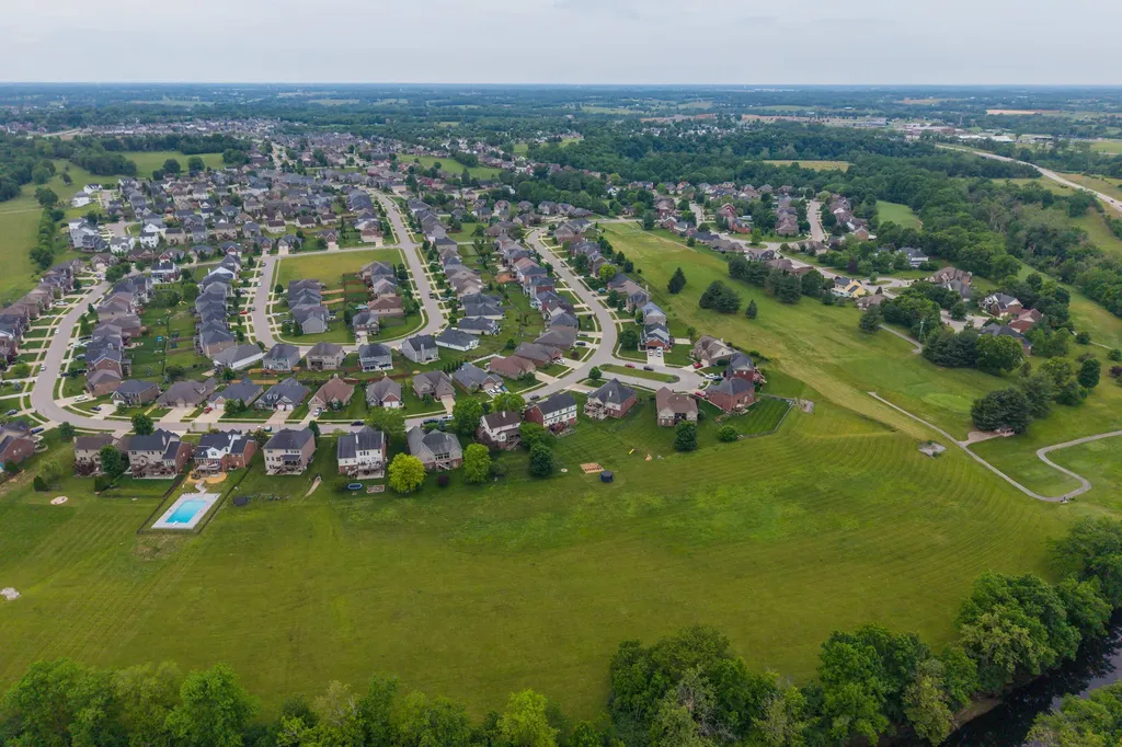 137 Inverness Drive Georgetown KY 40324