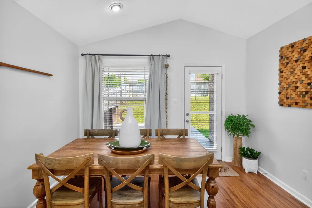 137 Bass Pond Glen Drive Nicholasville KY 40356
