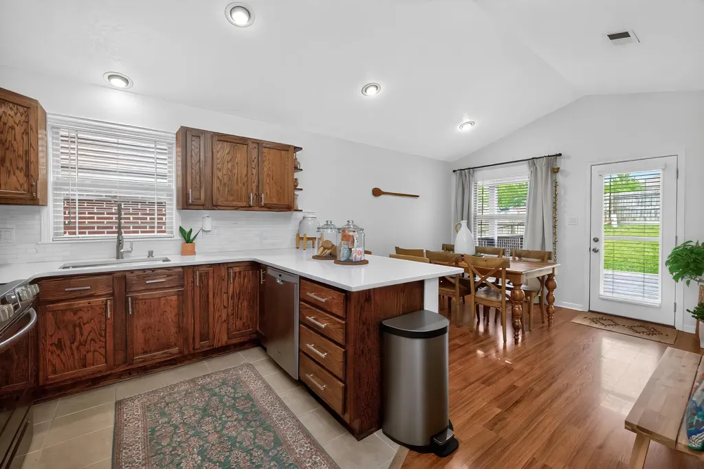 137 Bass Pond Glen Drive Nicholasville KY 40356