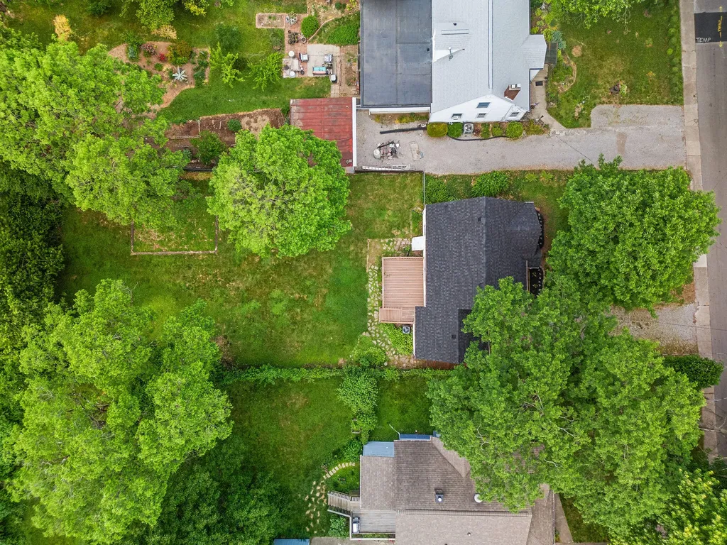 129 Delmont Drive Lexington KY 40504