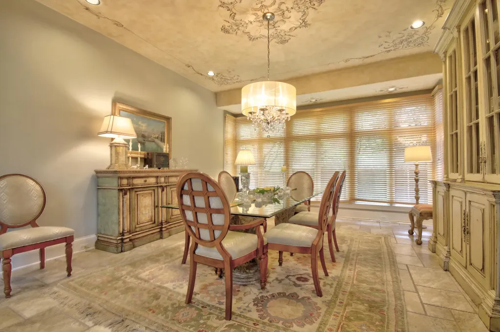 1815 Saint Ives Circle Lexington KY 40502