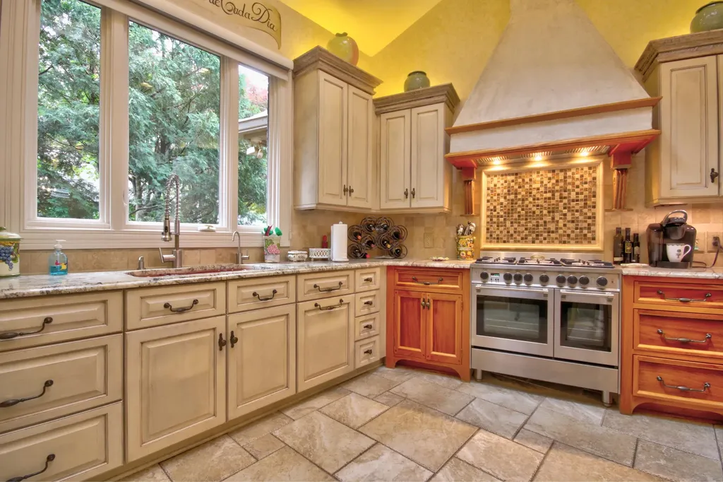 1815 Saint Ives Circle Lexington KY 40502