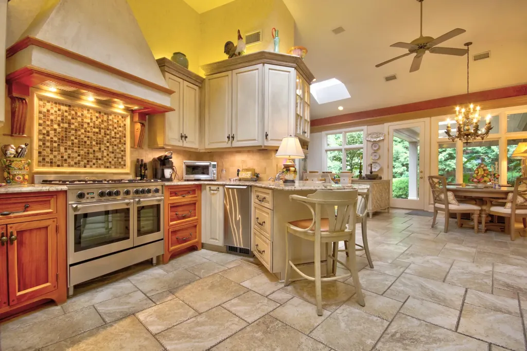 1815 Saint Ives Circle Lexington KY 40502