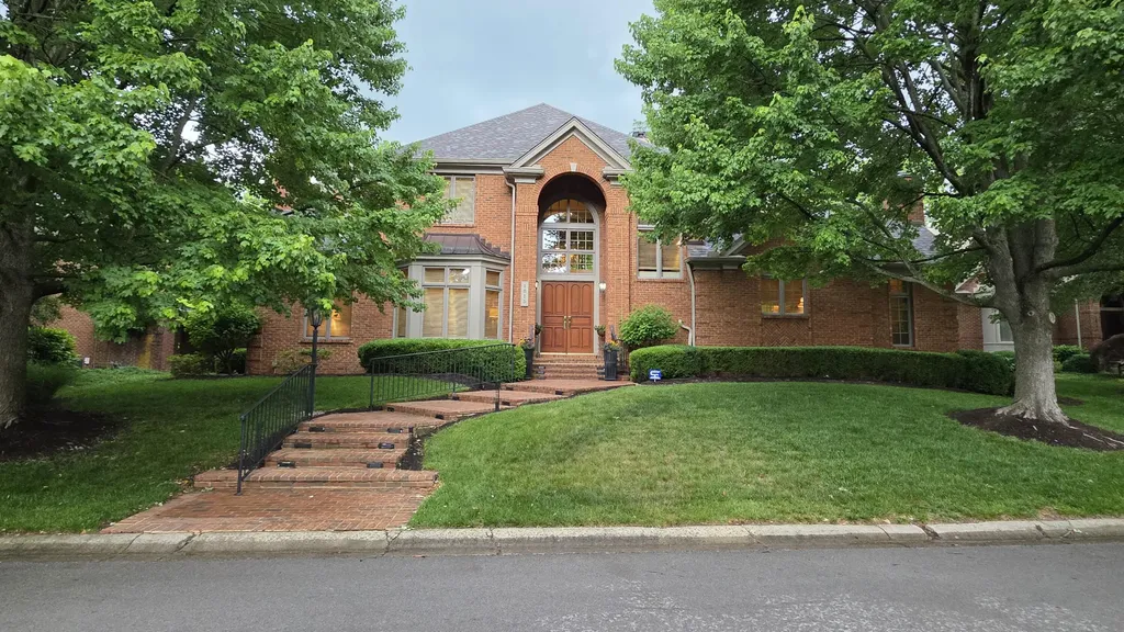 1815 Saint Ives Circle Lexington KY 40502