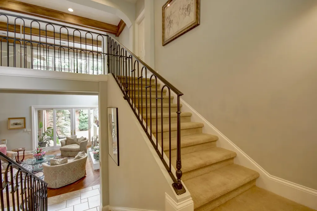 1815 Saint Ives Circle Lexington KY 40502