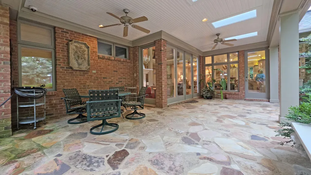 1815 Saint Ives Circle Lexington KY 40502