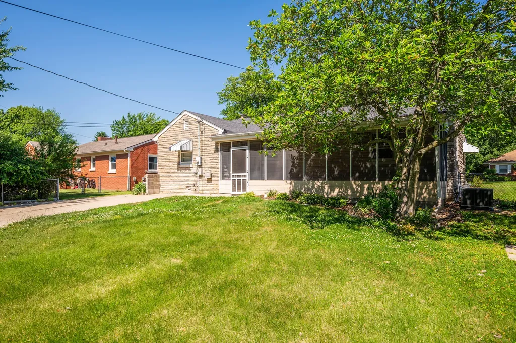1946 Vicksburg Road Lexington KY 40504