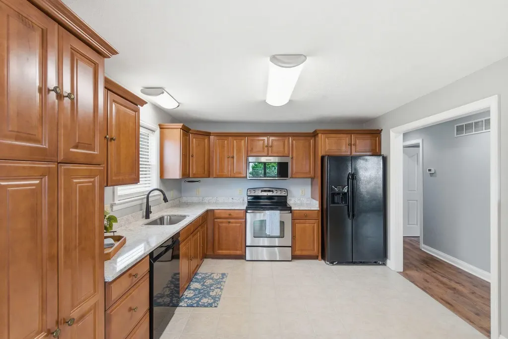 146 Ashton Drive Lexington KY 40505