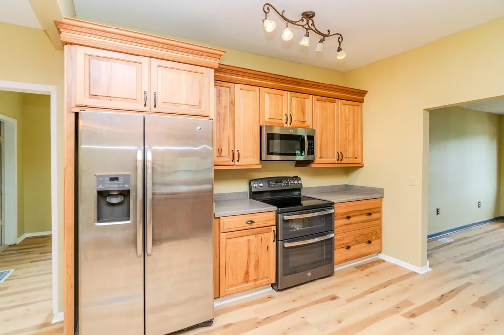 707 Poplar Street Ravenna KY 40472