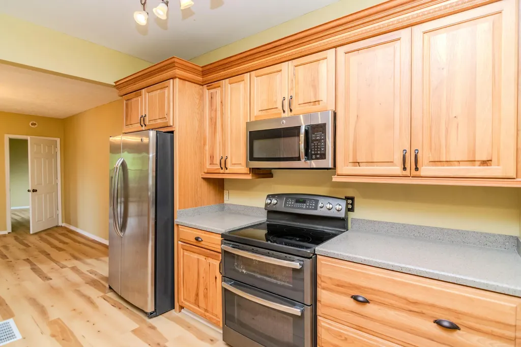 707 Poplar Street Ravenna KY 40472