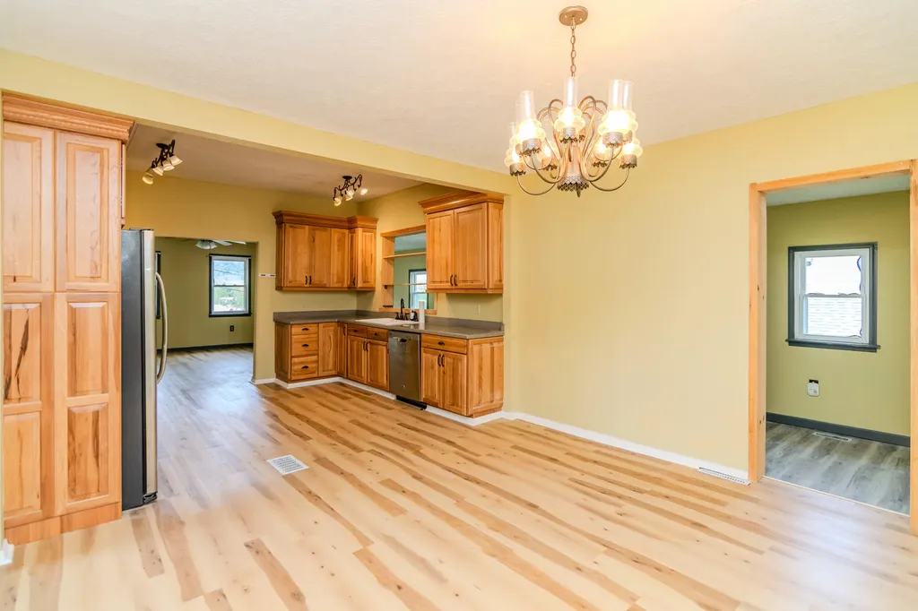 707 Poplar Street Ravenna KY 40472