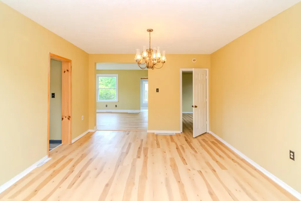 707 Poplar Street Ravenna KY 40472