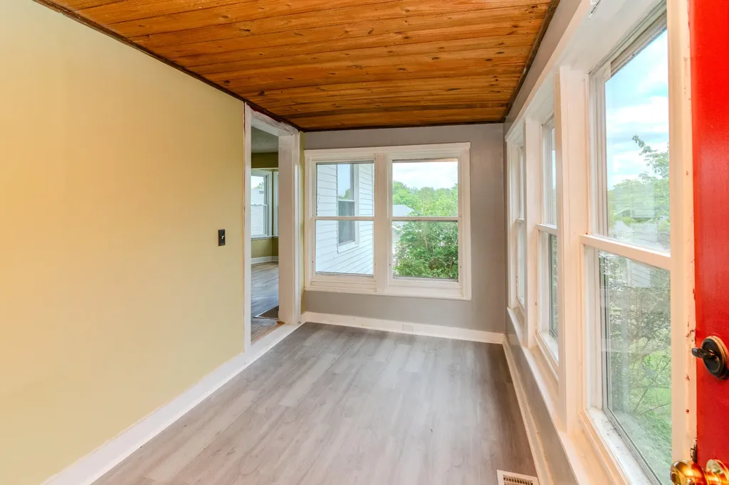 707 Poplar Street Ravenna KY 40472