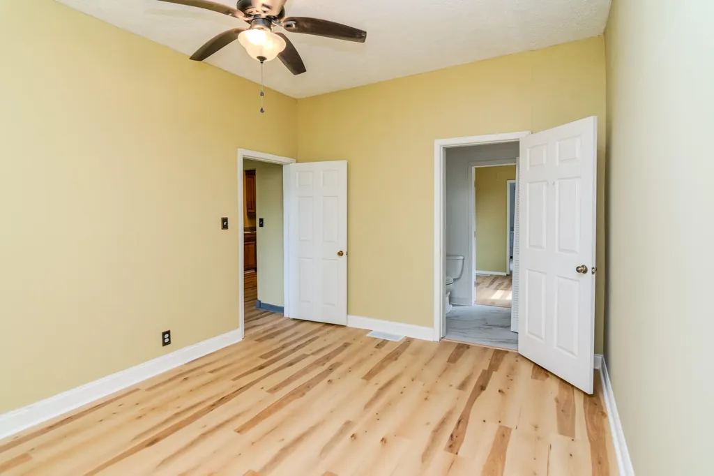 707 Poplar Street Ravenna KY 40472